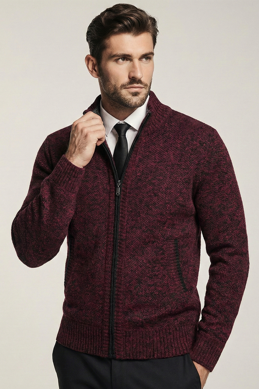 Stickad Jacka med Hög Krage och Geometriskt Mönster | Kasper – Vinröd